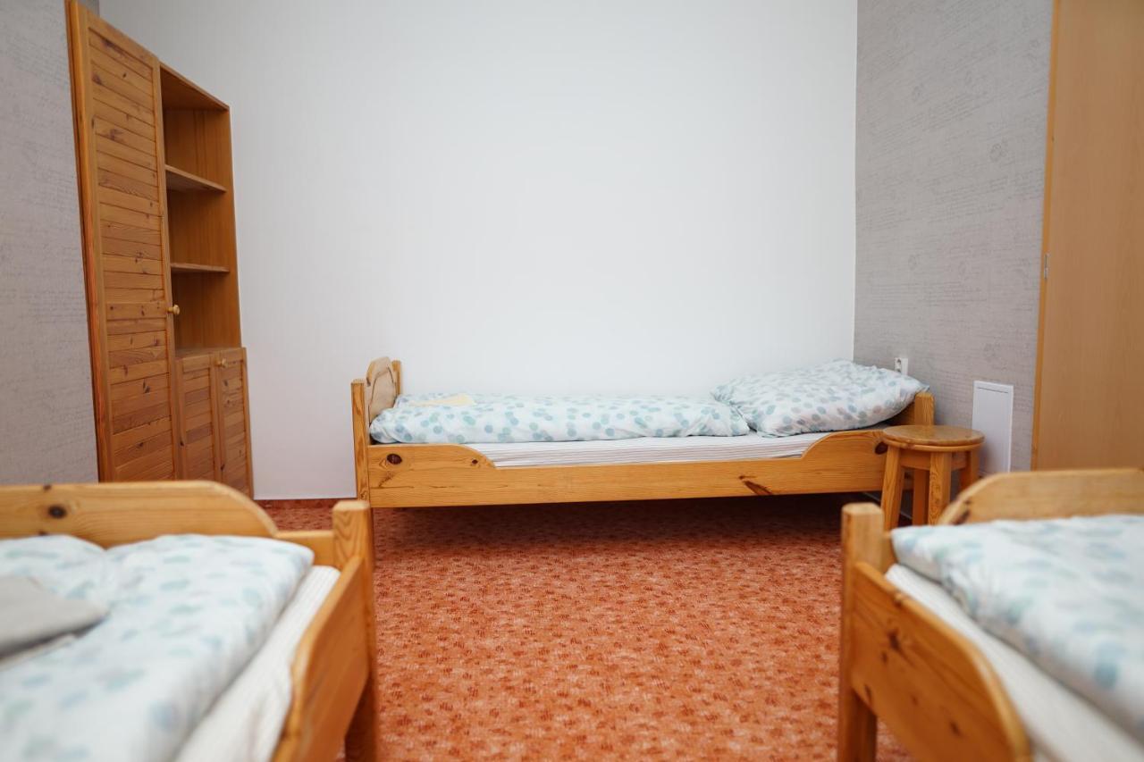 Penzion Terasa, Bed & Breakfast เวลเก โลซีนี ภายนอก รูปภาพ